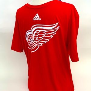 NHL Detroit Red Wings Adidas The-Go-To-Tee Men's Size L Shirt